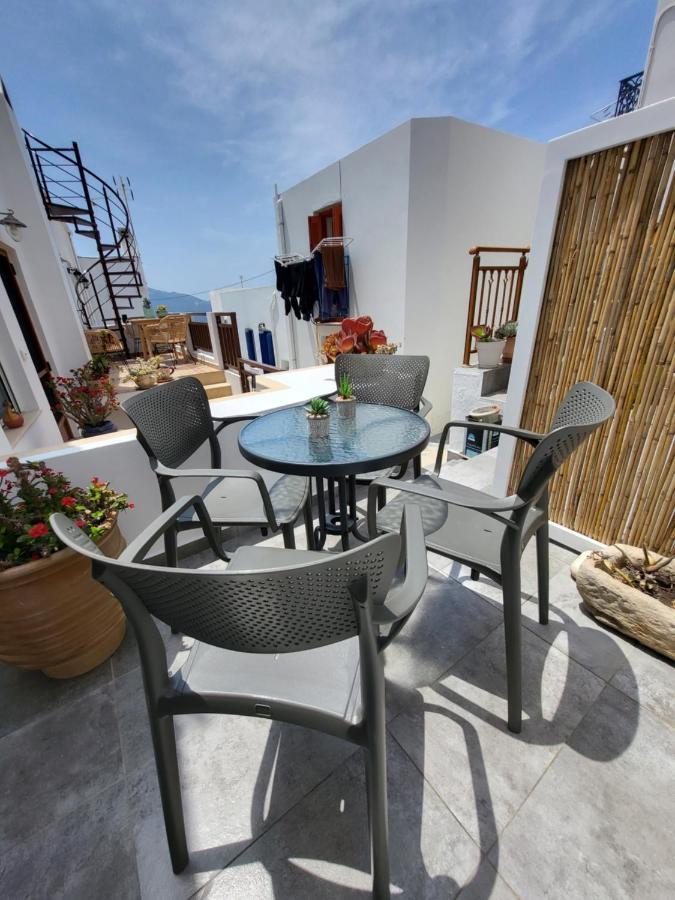Christina's Luxury Village House Plaka  Extérieur photo