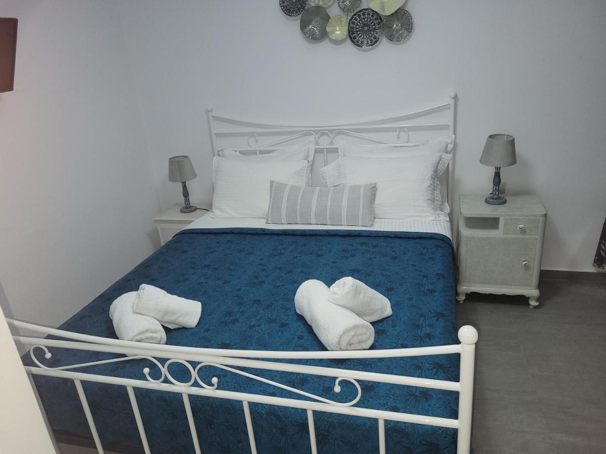Christina's Luxury Village House Plaka  Extérieur photo