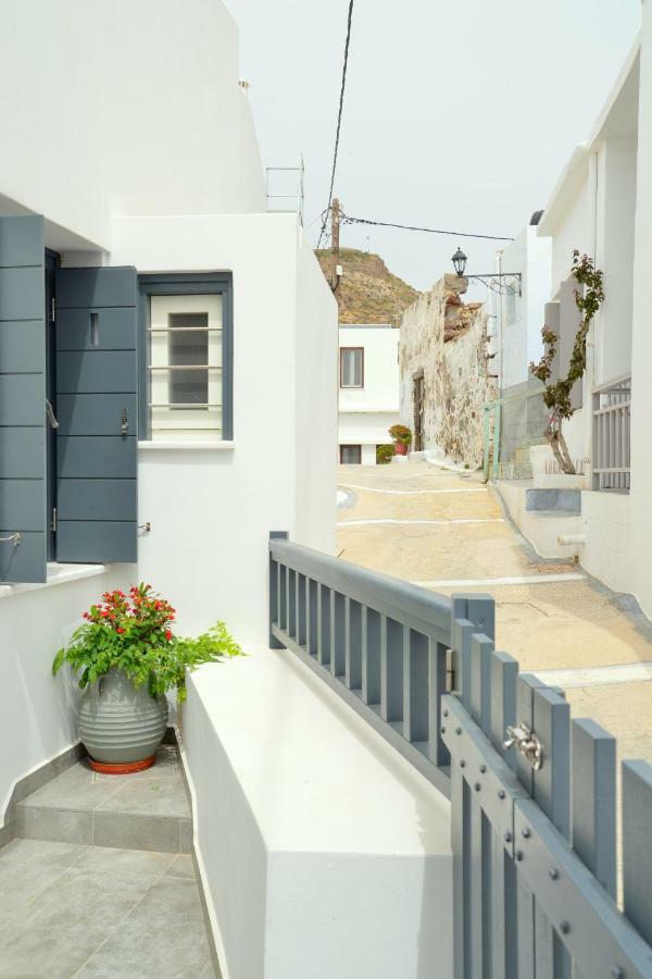 Christina's Luxury Village House Plaka  Extérieur photo