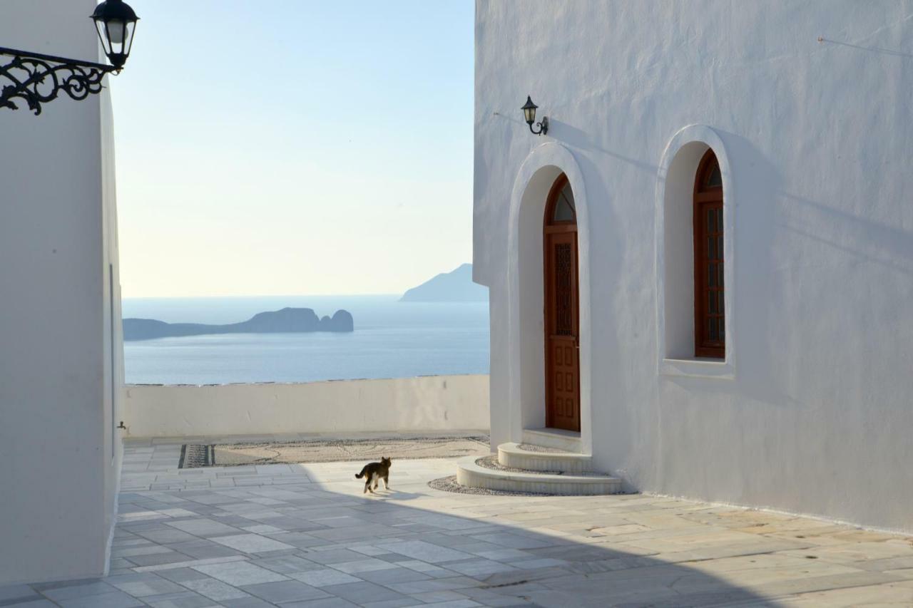 Christina's Luxury Village House Plaka  Extérieur photo