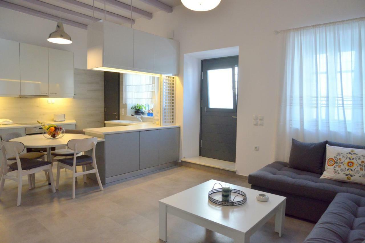 Christina's Luxury Village House Plaka  Extérieur photo
